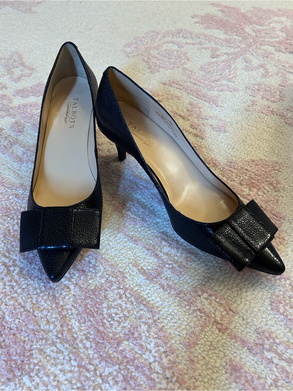 Talbots Black Pointed-Toe Bow Kitten Heels